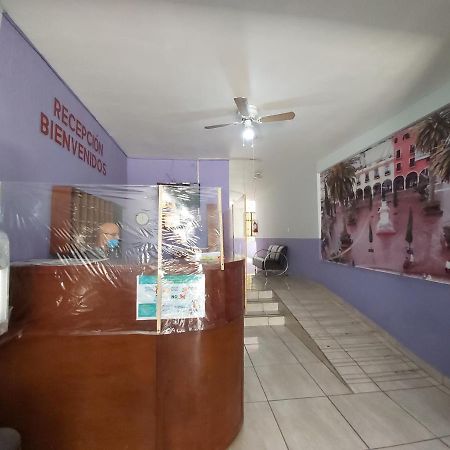 Hotel Los Arcos Pénjamo Екстериор снимка