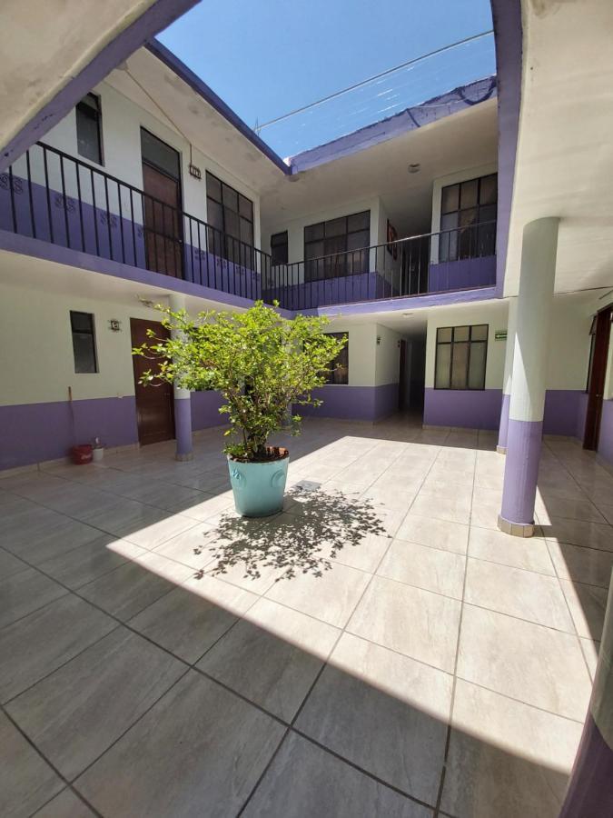 Hotel Los Arcos Pénjamo Екстериор снимка