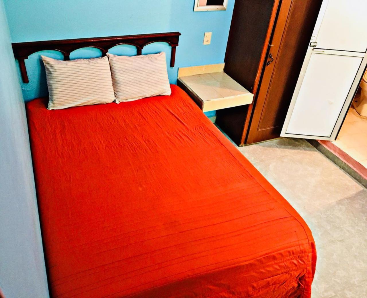 Hotel Los Arcos Pénjamo Екстериор снимка